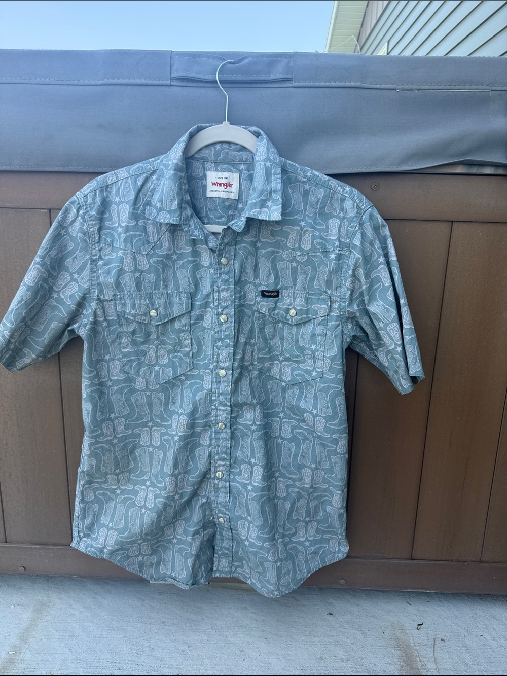 Wrangler Light Blue Short-Sleeve Printed Button-Down Shirt